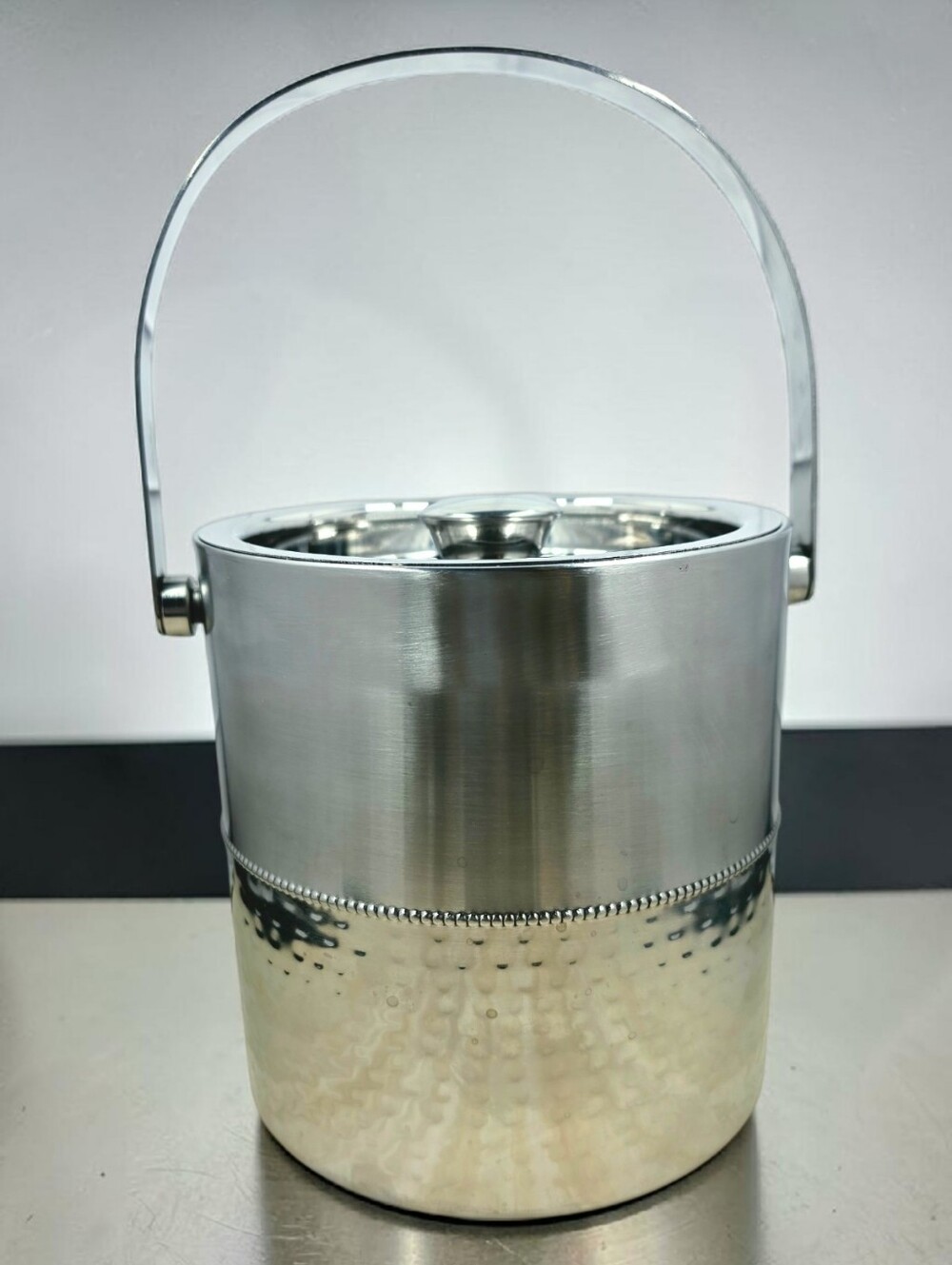 Godinger Glossy Hammered Silver Ice Bucket & Lid Frosted Top Beaded Stripe